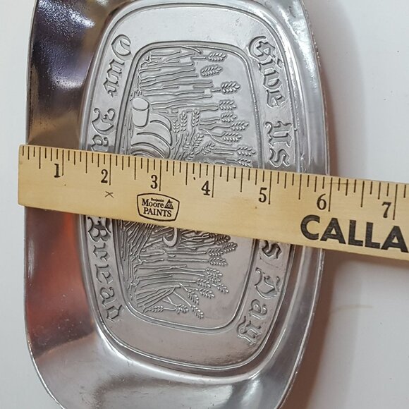 Give Us This Day Our Daily Bread Hand Cast Aluminum Bread Tray Vintage 1977 New - Picture 6 of 7
